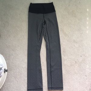 Lululemon Pants grey and black straight leg size 4